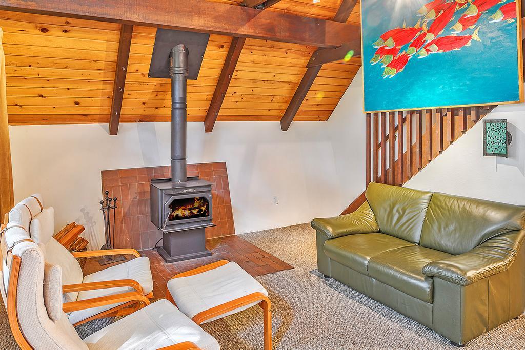 Four Stone Lodge Greenwater Екстер'єр фото